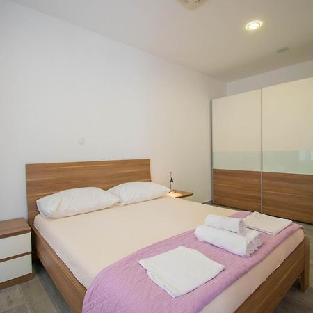Villa Kameni Dvori Baška Voda Rum bild