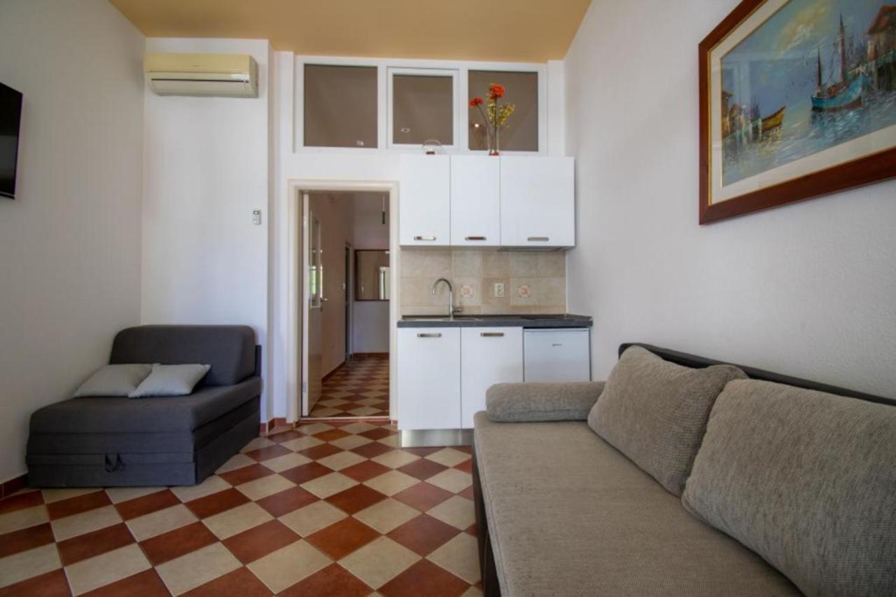 Villa Kameni Dvori Baška Voda Exteriör bild