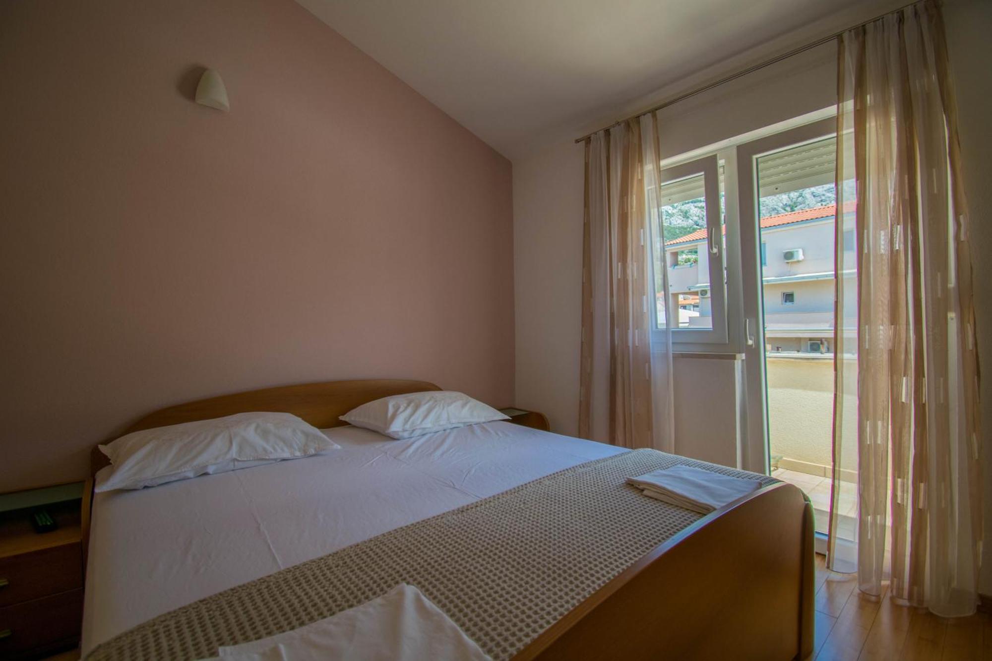 Villa Kameni Dvori Baška Voda Rum bild